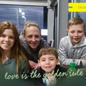 Meet your Posher, Tosha